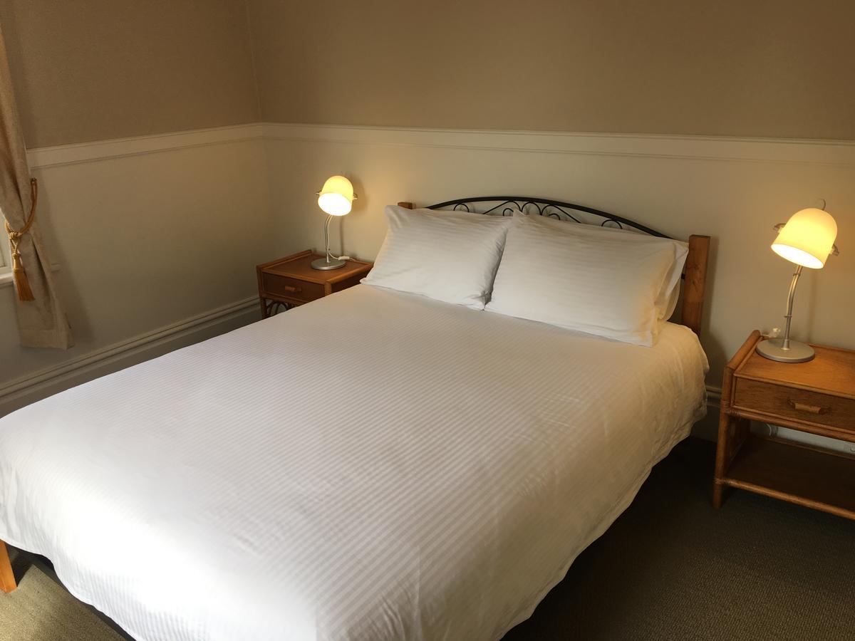Settlers Arms Hotel Dungog Esterno foto